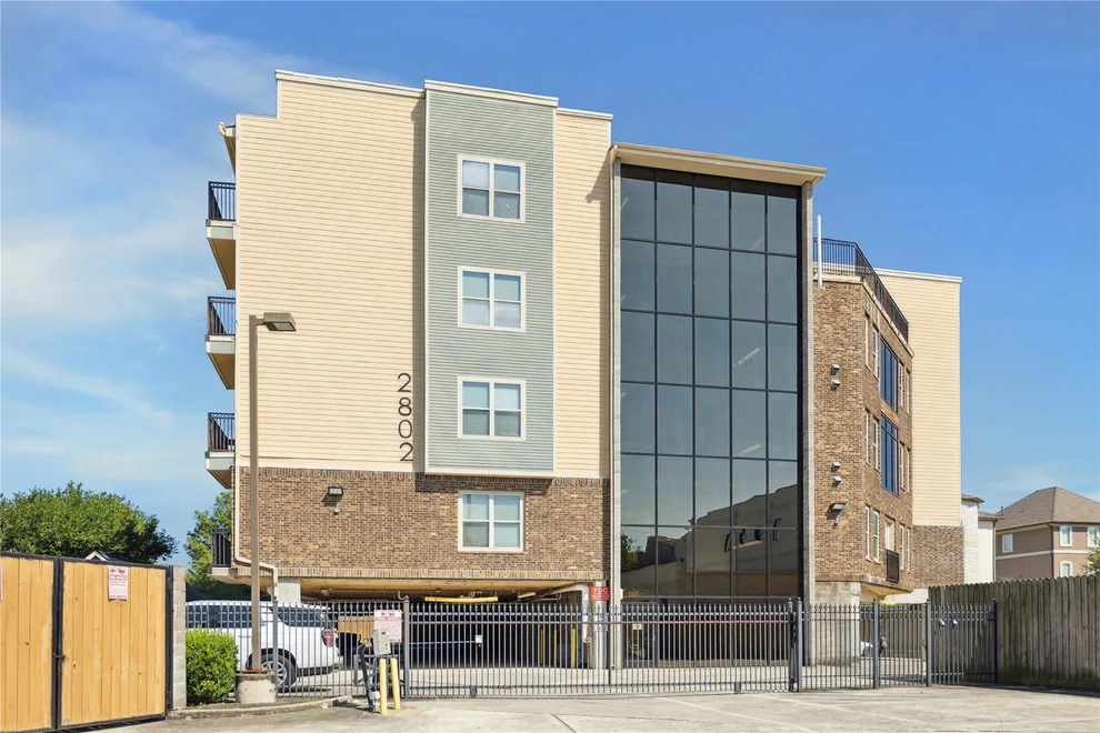 Unit for sale at 2802 Morrison Street, Houston, TX 77009