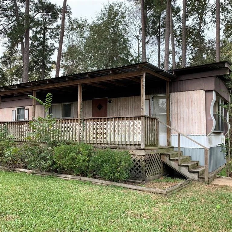 Unit for sale at 401 S Canyon Dr Drive, Onalaska, TX 77360