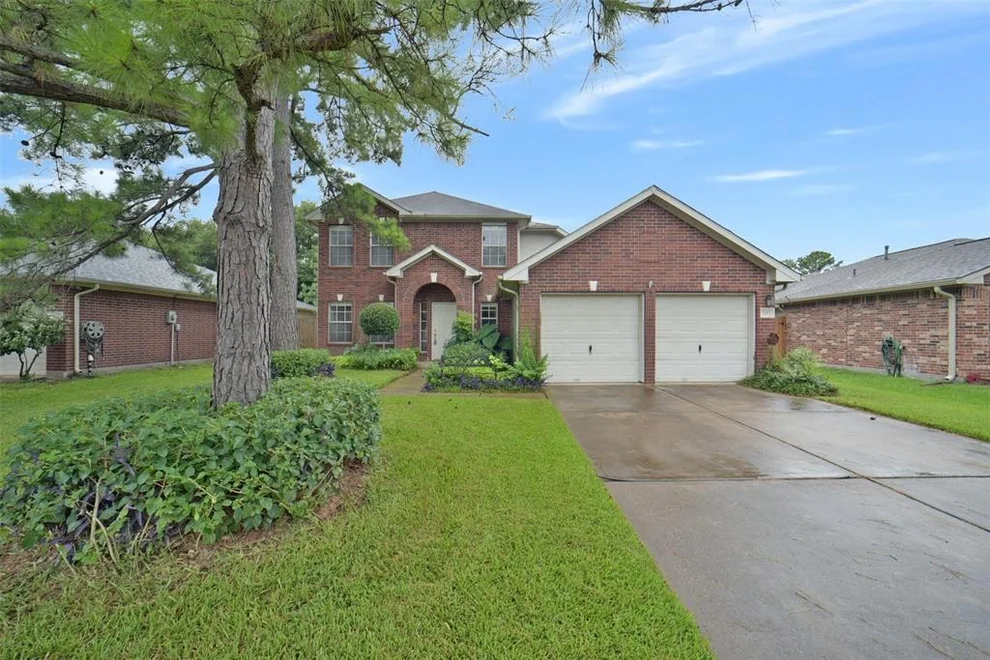 Unit for sale at 7015 Jasmine Trail, Houston, TX 77084