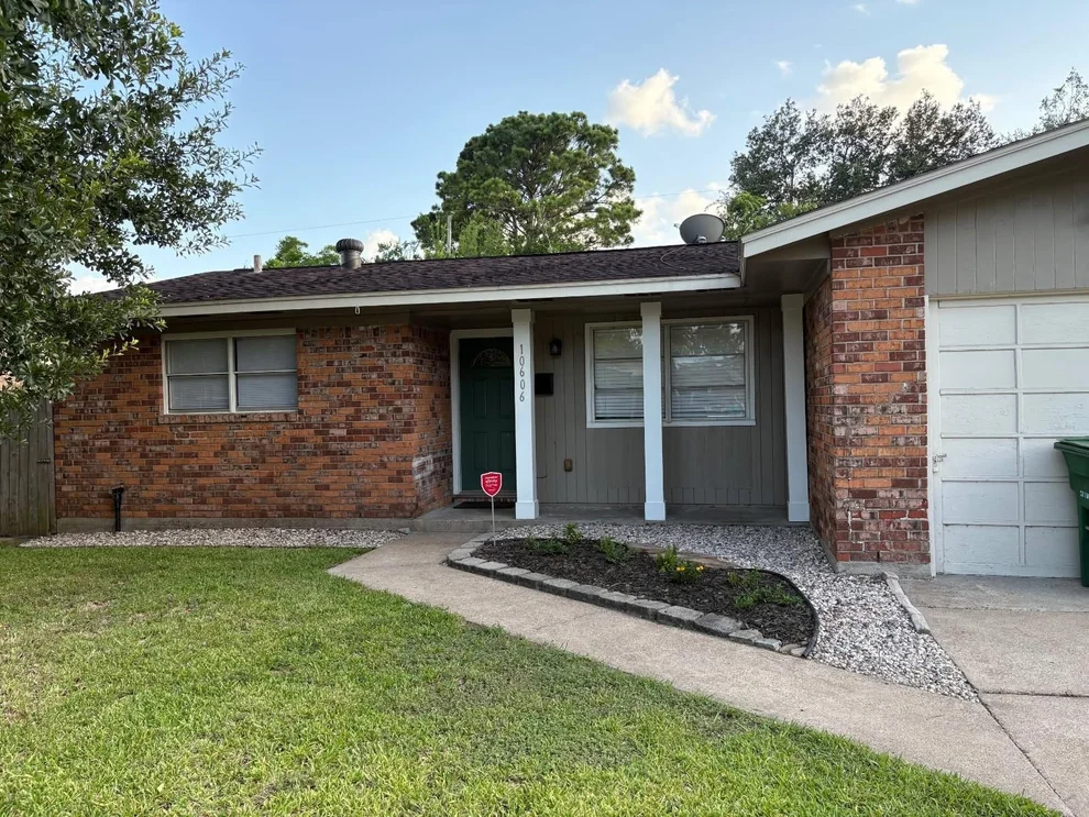 Unit for sale at 10606 Seaford Drive, Houston, TX 77089