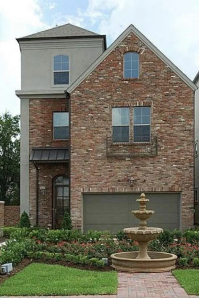 Unit for sale at 1972 Woodbury Street, Houston, TX 77030