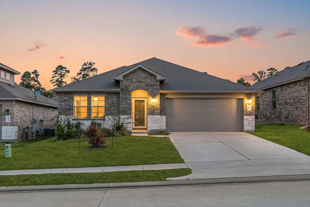 Unit for sale at 11524 Kalinago View Lane, Conroe, TX 77304