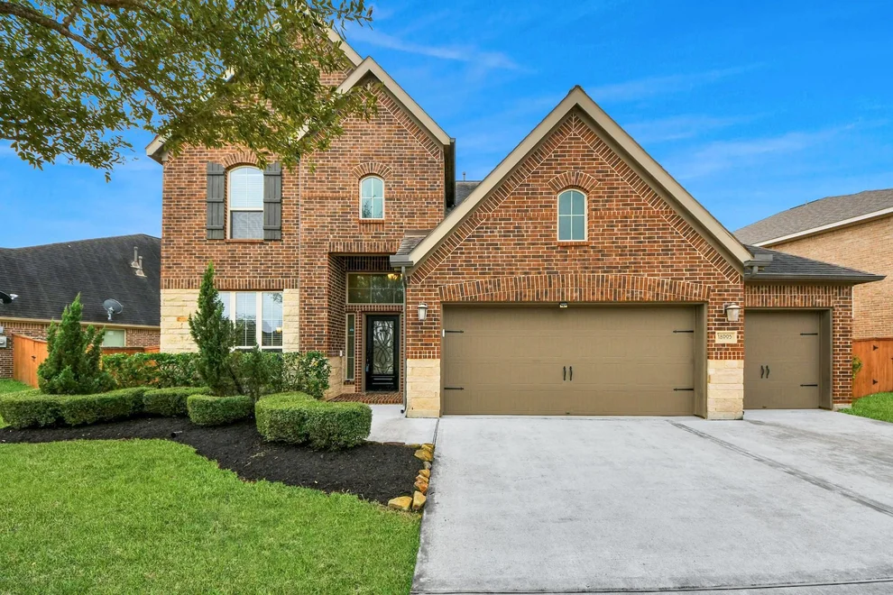 Unit for sale at 18003 Nisbet Crossing, Richmond, TX 77407