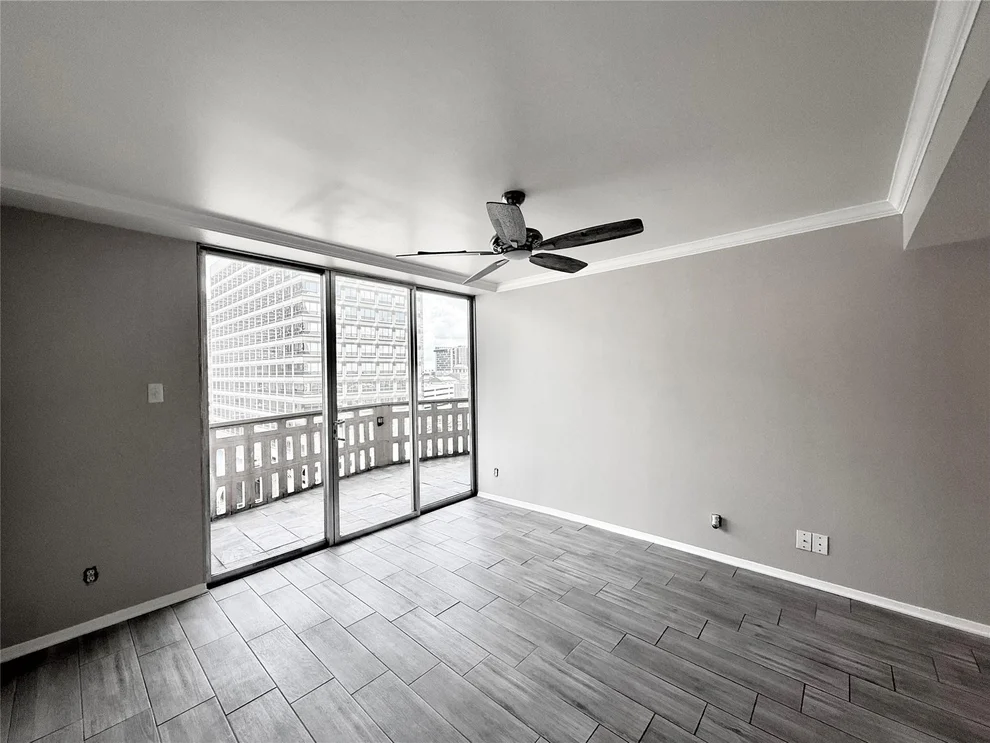 Unit for sale at 2016 Main Street, Houston, TX 77002