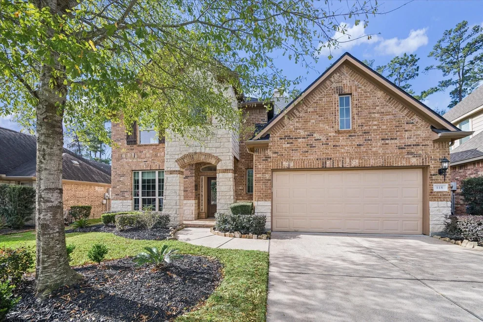 Unit for sale at 118 Hearthshire Circle, The Woodlands, TX 77354