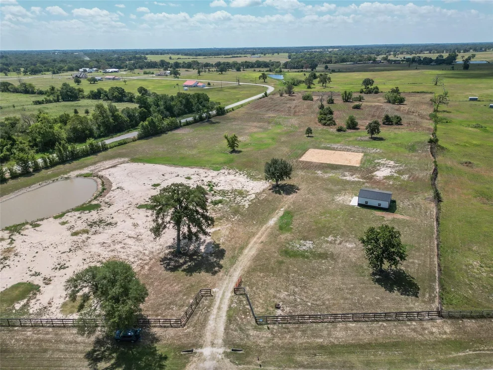 Unit for sale at 33083 Fm 1736 Road, Hempstead, TX 77445