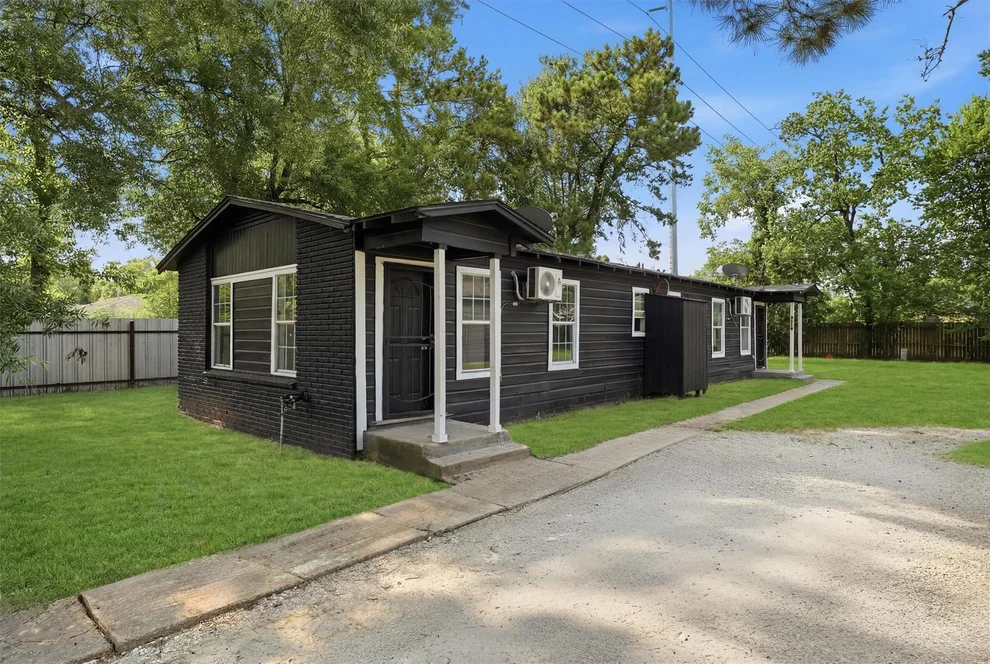 Unit for sale at 8038 Record Street, Houston, TX 77028