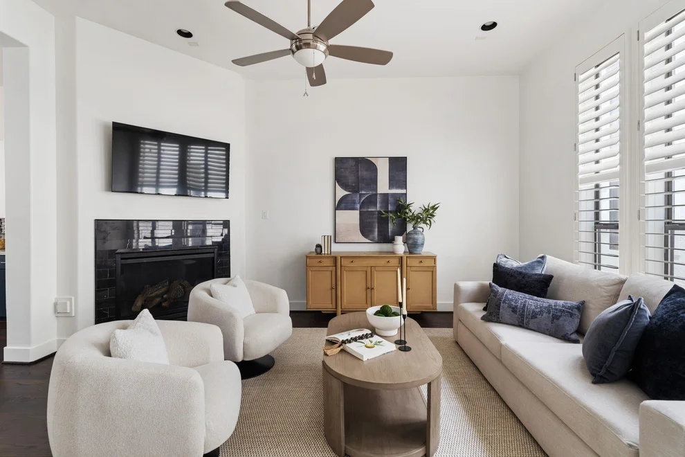Unit for sale at 2105 Woodhead Street, Houston, TX 77019