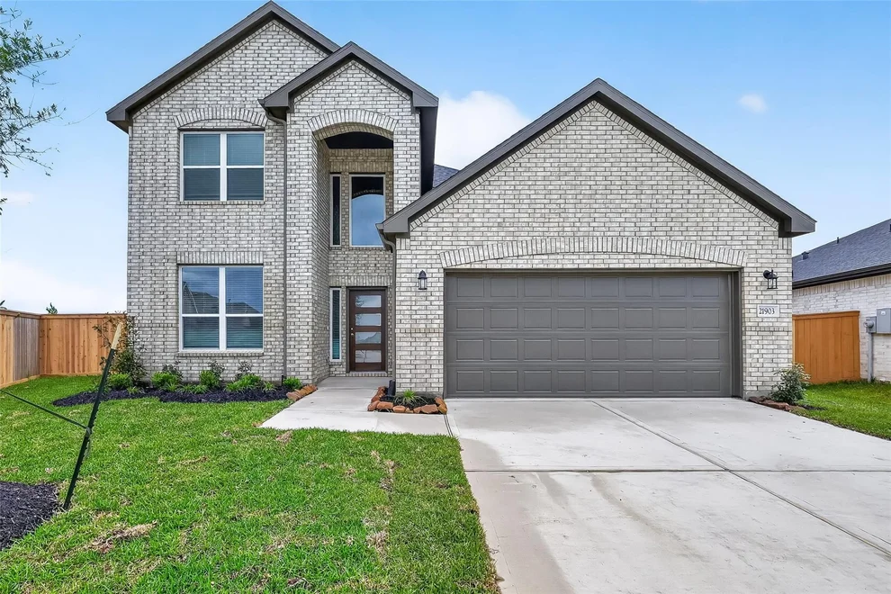Unit for sale at 12615 Canyon Falls Boulevard, Willis, TX 77318