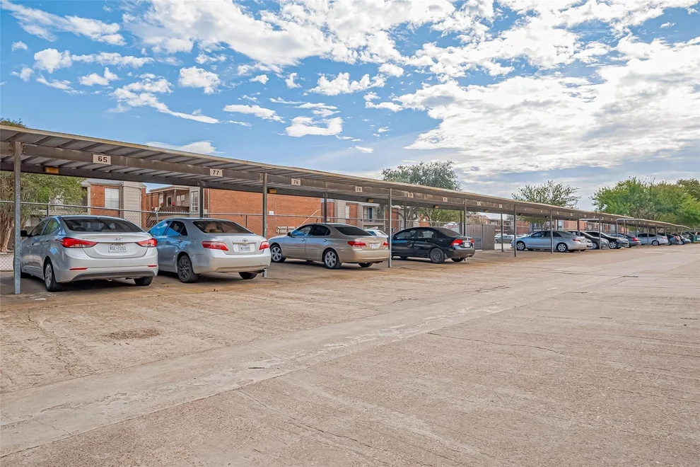 Unit for sale at 8201 Richmond Avenue, Houston, TX 77063