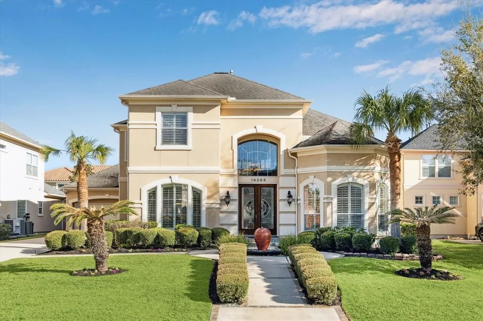 Unit for sale at 14206 Quiet Bluff Lane, Houston, TX 77077
