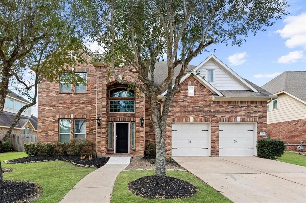 Unit for sale at 3310 Orchard Mill Lane, Pearland, TX 77584