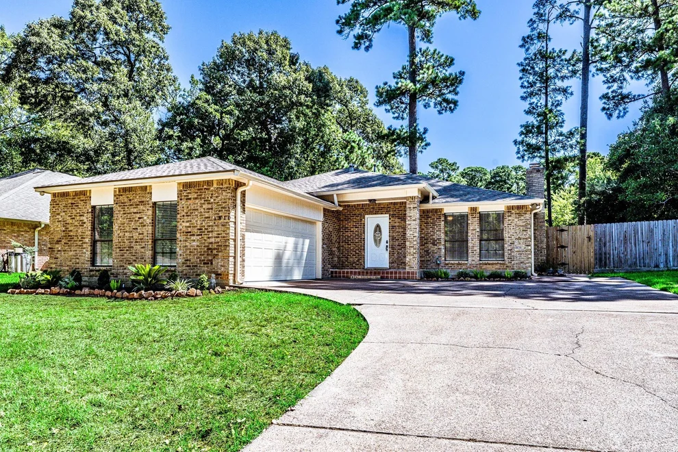 Unit for sale at 1810 Greentree Drive Drive, Huntsville, TX 77340