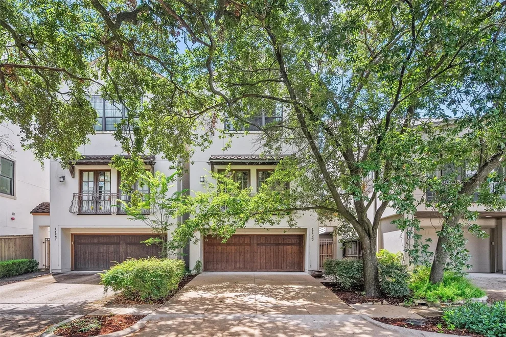 Unit for sale at 1129 W Bell Street, Houston, TX 77019