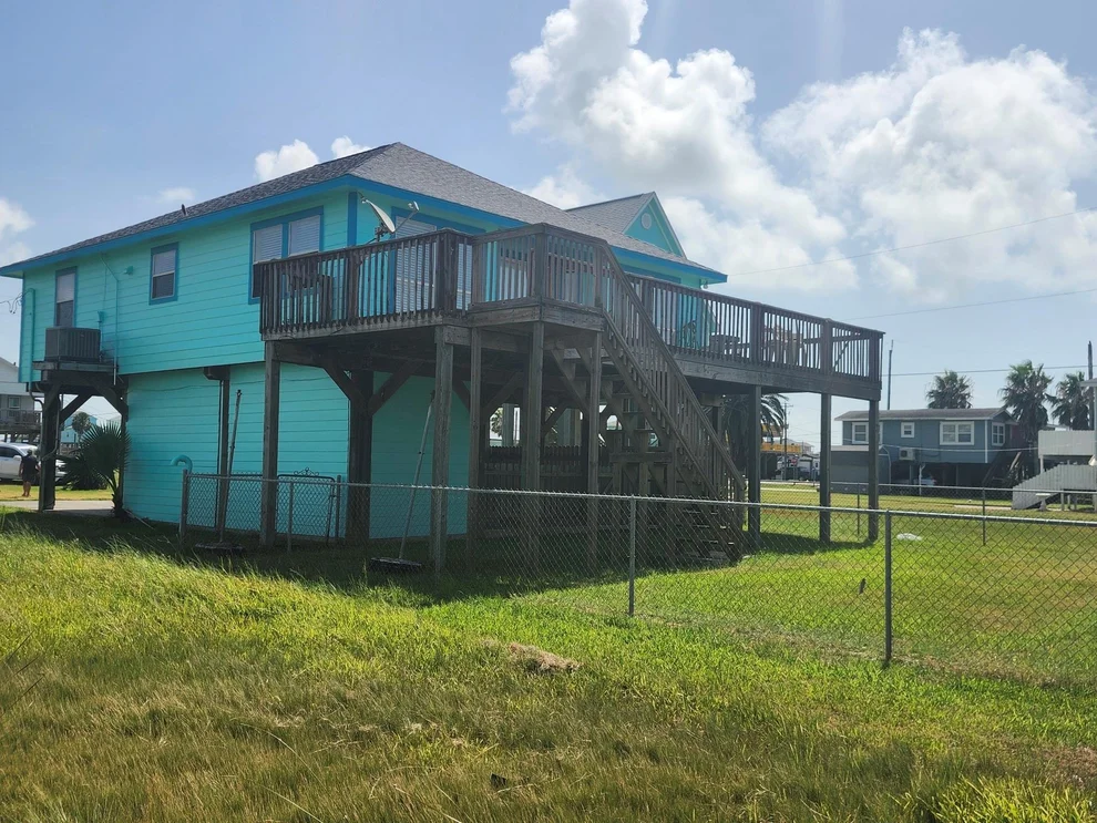Unit for sale at 419 Thunder Road, Surfside Beach, TX 77541