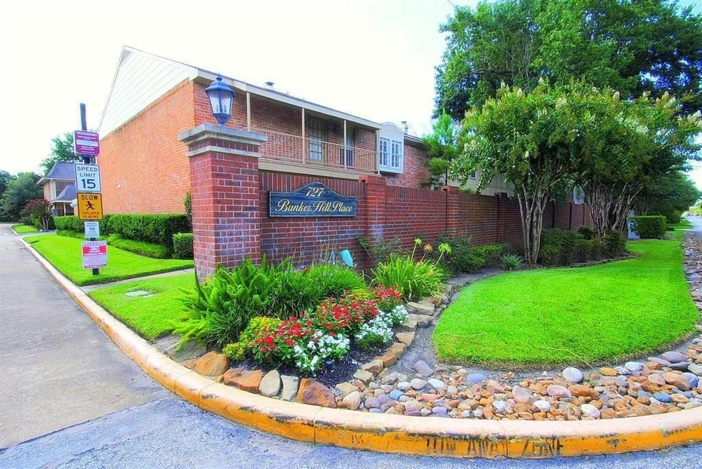 Unit for sale at 727 Bunker Hill Road, Houston, TX 77024