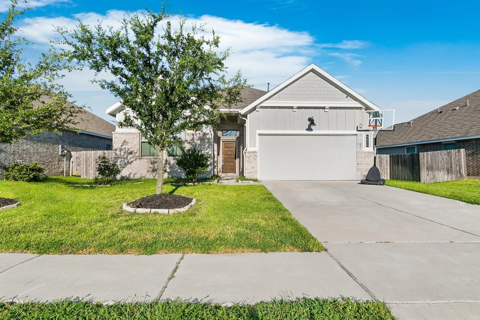 Unit for sale at 4614 Seabourne Landing Drive, Rosenberg, TX 77469