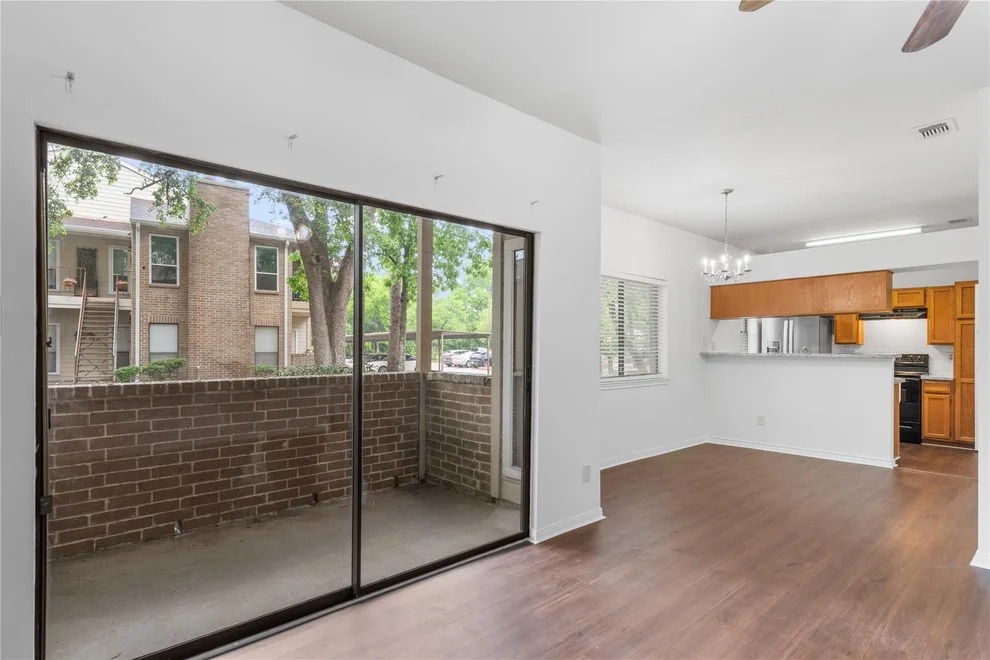 Unit for sale at 3500 Tangle Brush Drive, The Woodlands, TX 77381
