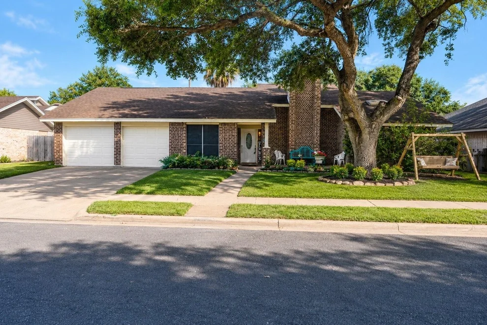 Unit for sale at 110 Santa Fe, Victoria, TX 77904