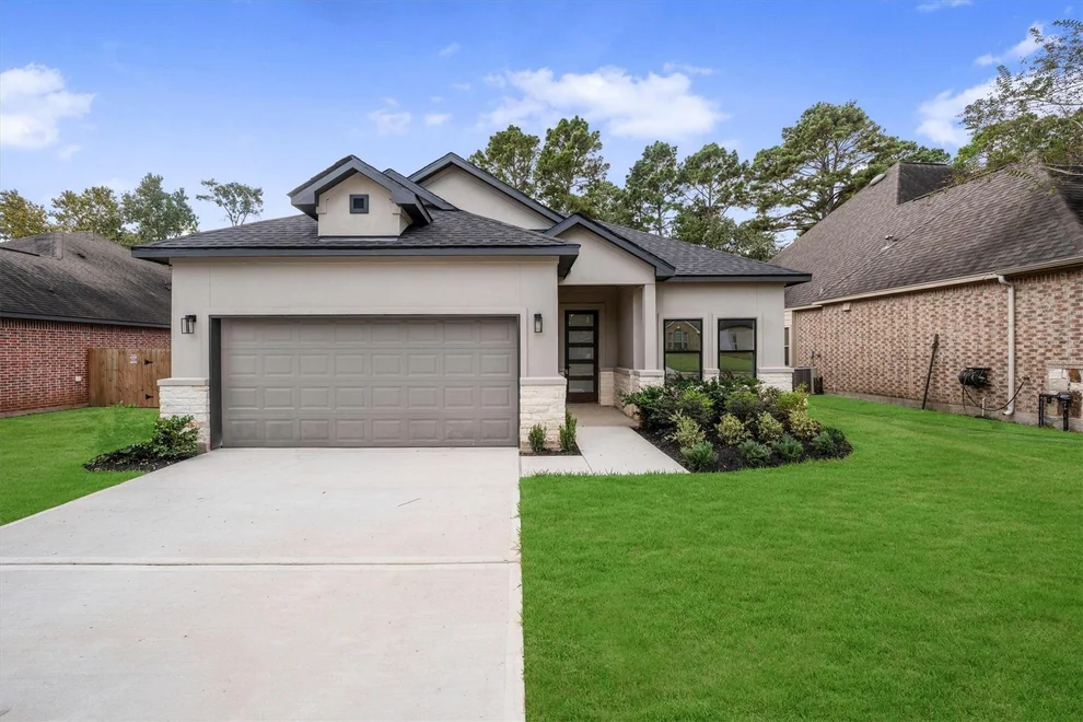 Unit for sale at 12111 Brightwood Drive, Montgomery, TX 77356