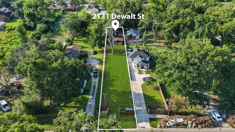 Unit for sale at 2131 Dewalt Street, Houston, TX 77088