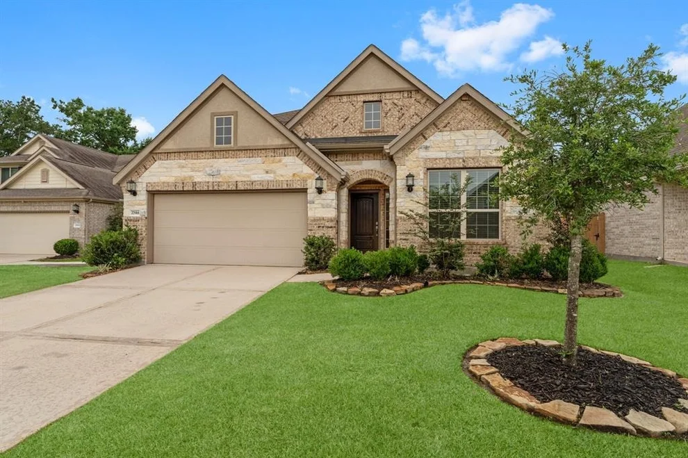 Unit for sale at 27918 Creek Flat Drive, Spring, TX 77386