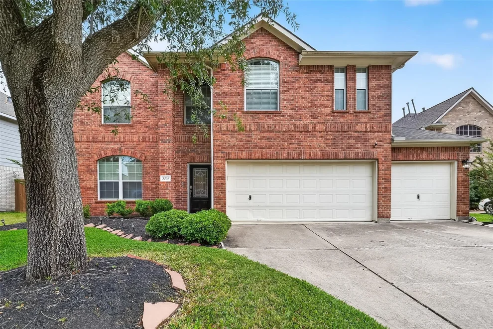 Unit for sale at 3203 Ruffin Green Court, Fresno, TX 77545