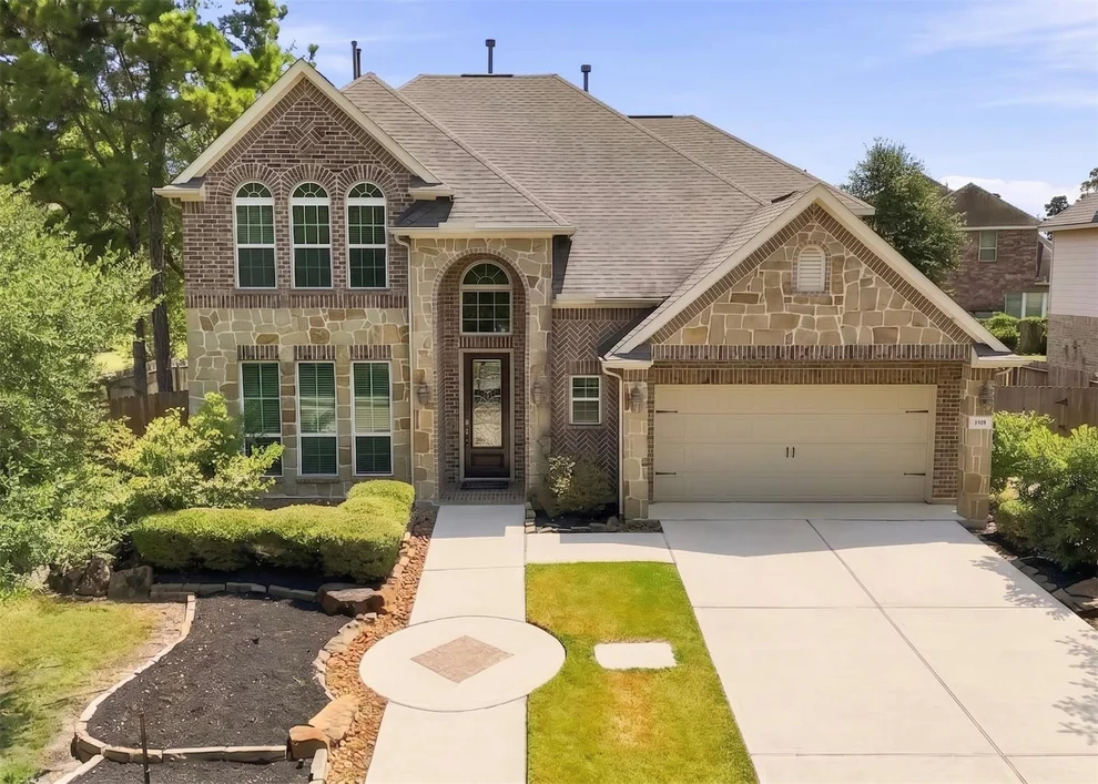 Unit for sale at 3396 Wooded Lane, Conroe, TX 77301