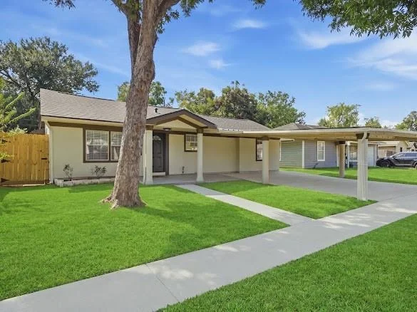 Unit for sale at 2418 Huntington Drive, Pasadena, TX 77506