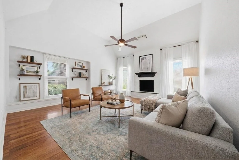 Unit for sale at 518 Rozelle Avenue, Sugar Land, TX 77498