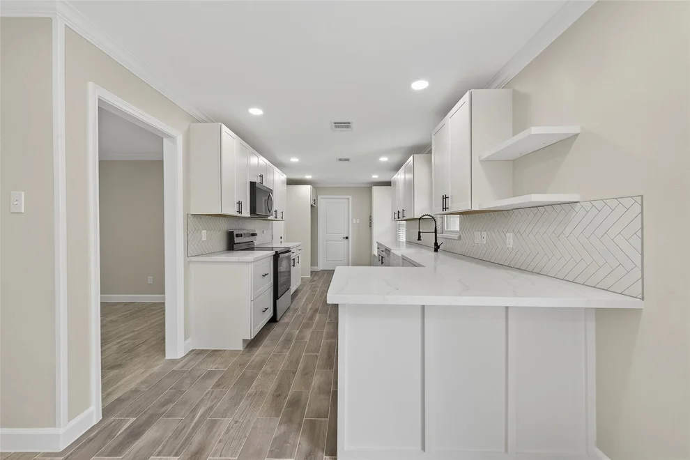 Unit for sale at 9642 Meadowglen Lane, Houston, TX 77063