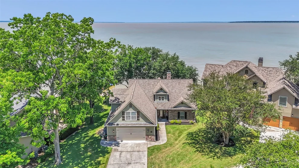 Unit for sale at 271 Imperial Circle, Coldspring, TX 77331