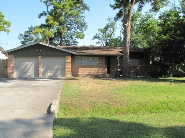 Unit for sale at 10054 Haddington Drive, Houston, TX 77080