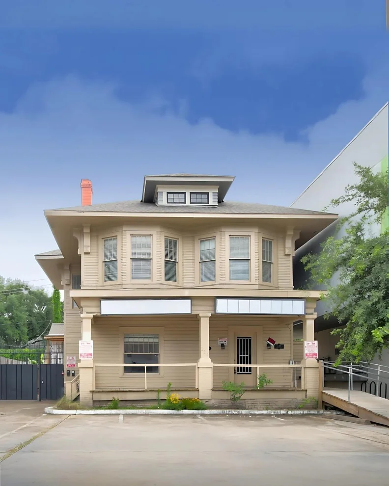 Unit for sale at 239 Westheimer Road, Houston, TX 77006
