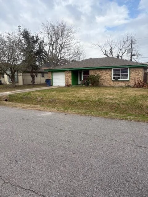 Unit for sale at 8510 Shiloh Drive, Texas City, TX 77591