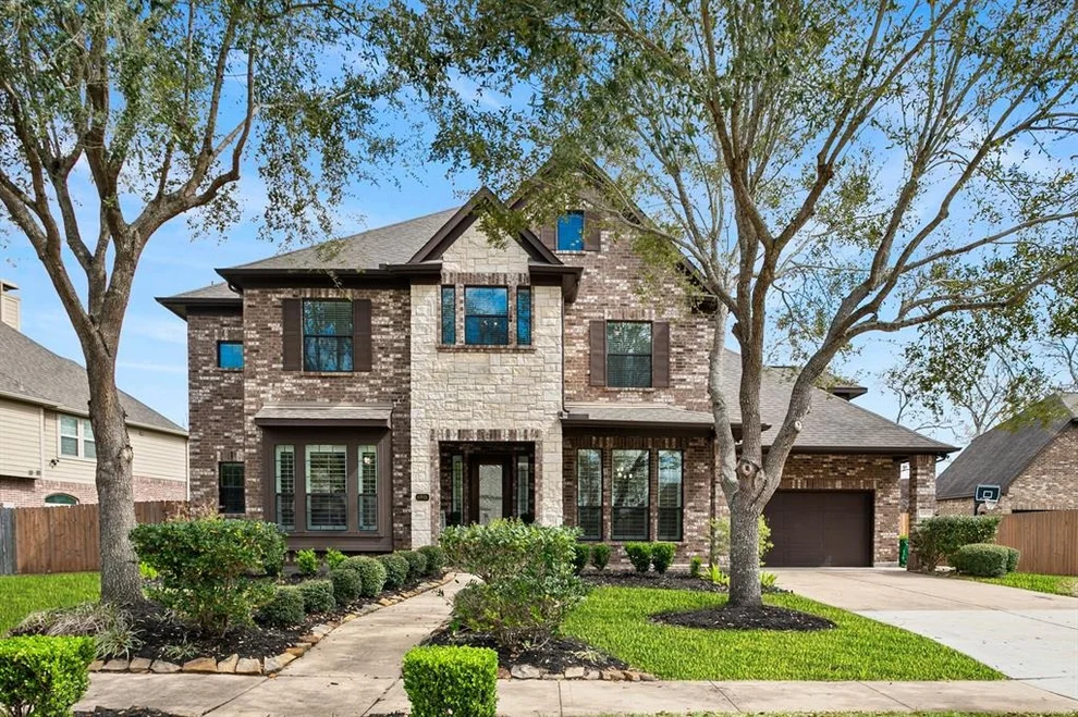 Unit for sale at 6915 Fall Creek Lane, Missouri City, TX 77459