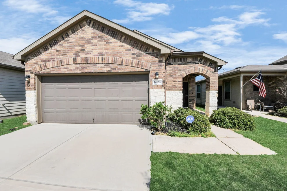 Unit for sale at 14626 Sierra Garden Drive, Houston, TX 77069