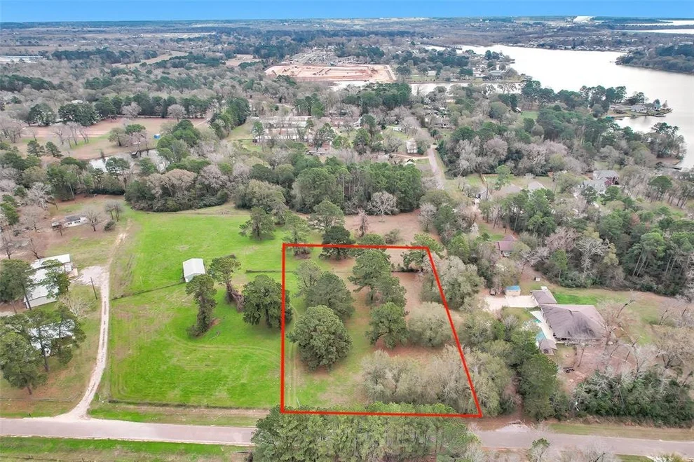 Unit for sale at Lot 2 Paradise Point, Willis, TX 77318