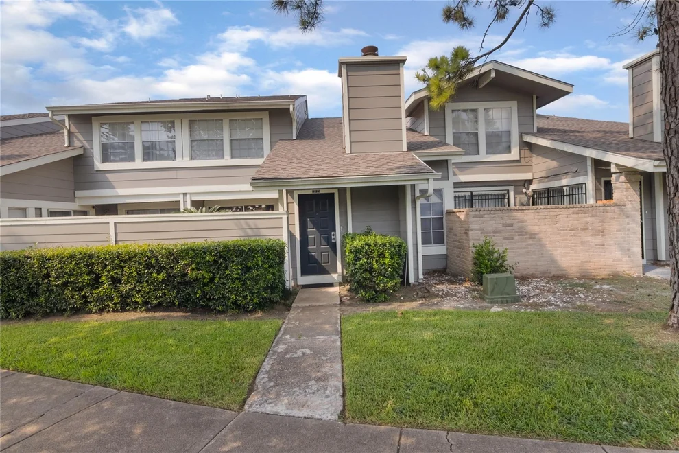 Unit for sale at 12123 Lemon Ridge Lane, Houston, TX 77035