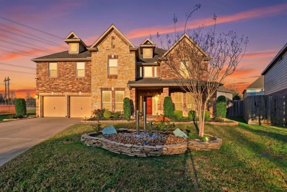 Unit for sale at 2206 Lisa Lane, Deer Park, TX 77536