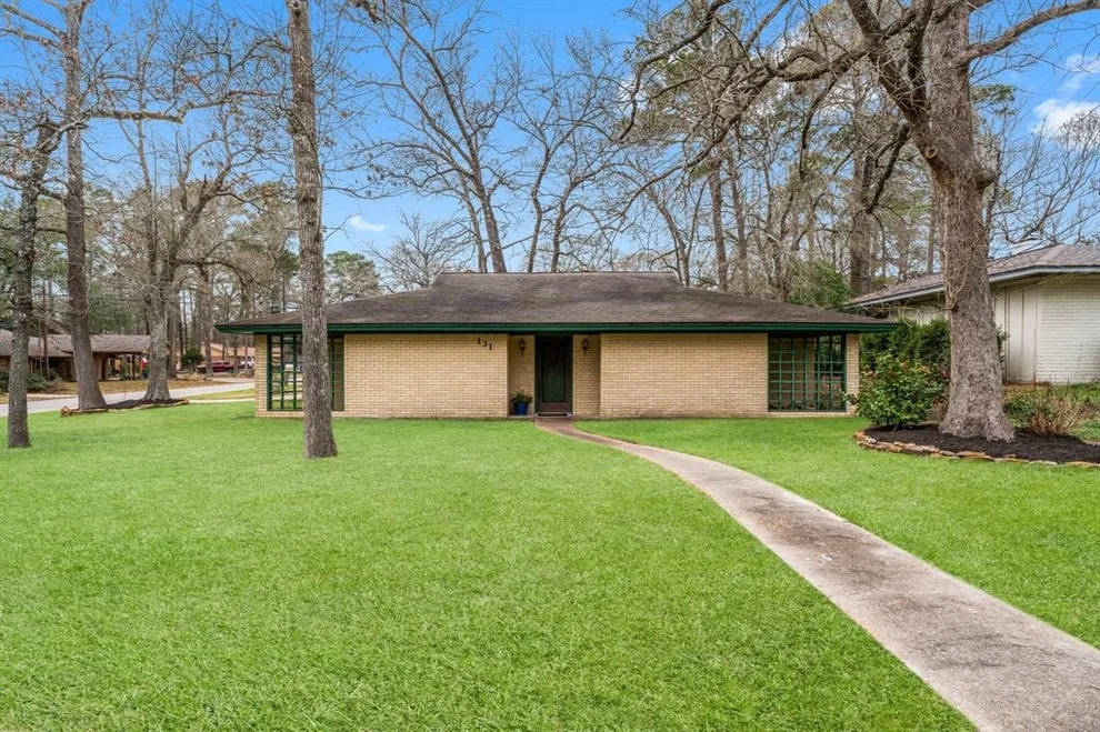 Unit for sale at 131 La Quinta Drive, Conroe, TX 77304