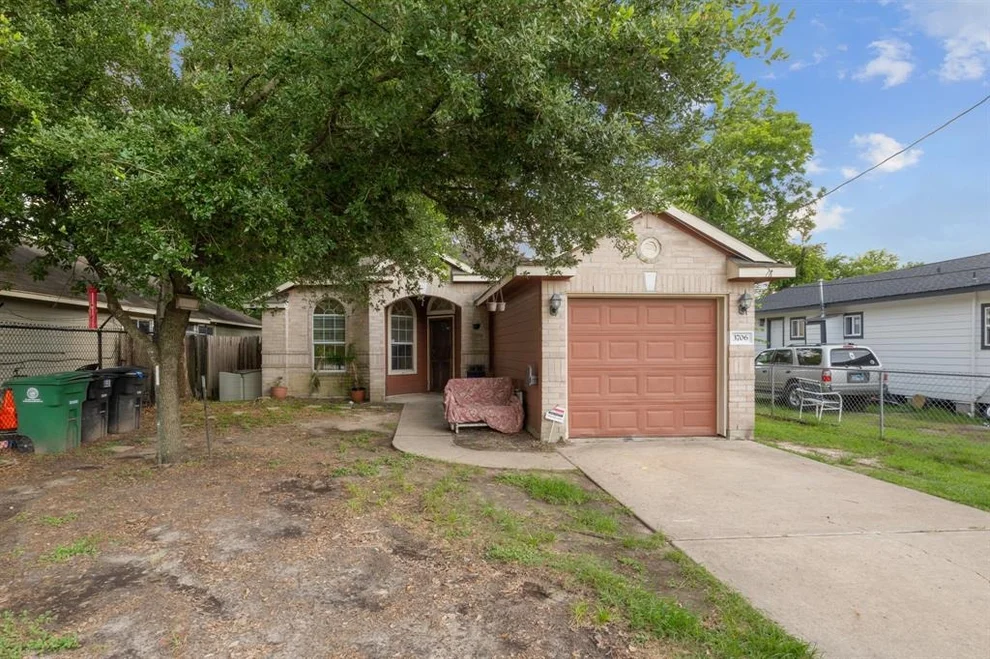 Unit for sale at 3706 Lucille Street, Houston, TX 77026