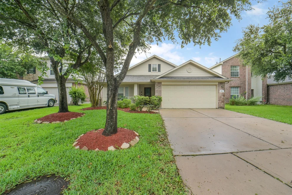 Unit for sale at 9211 Taftsberry Drive, Houston, TX 77095