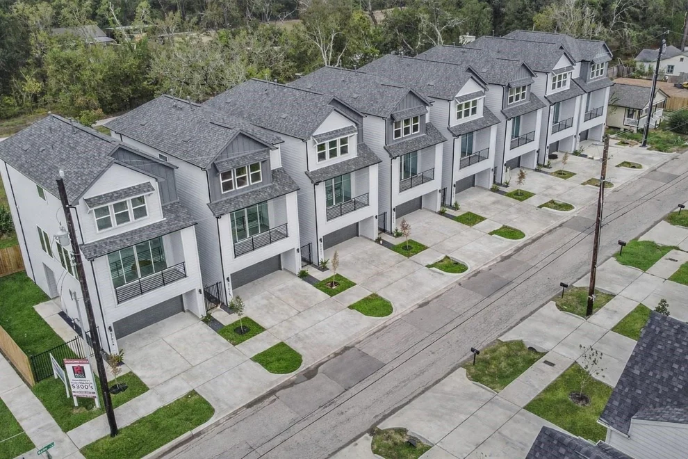 Unit for sale at 5703F Balbo Street, Houston, TX 77091