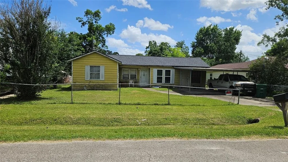 Unit for sale at 7622 Delavan Drive, Houston, TX 77028