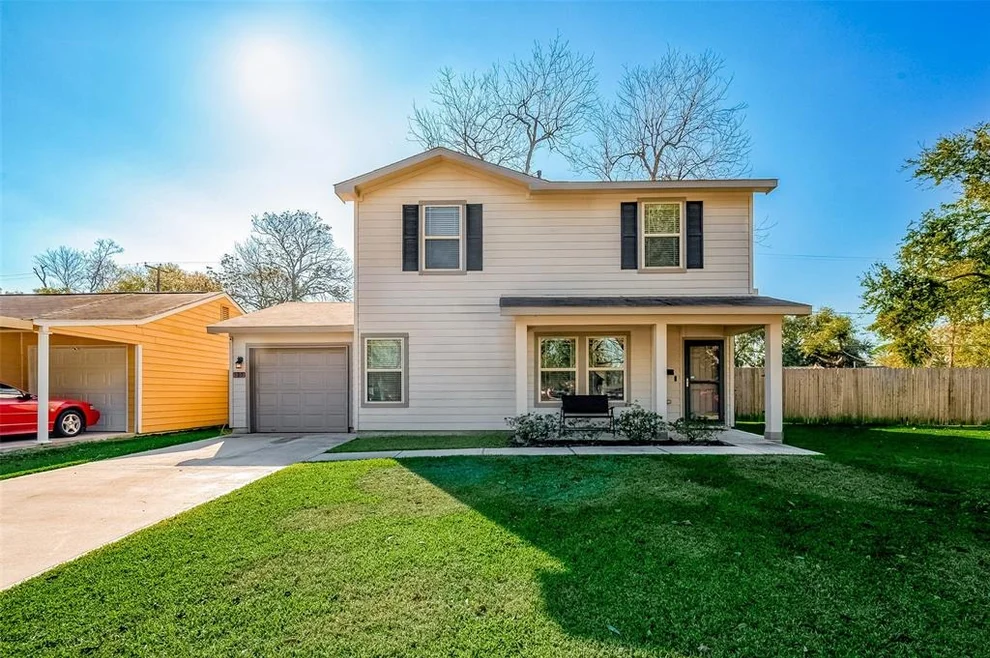 Unit for sale at 115 Wilburn Drive, Baytown, TX 77520