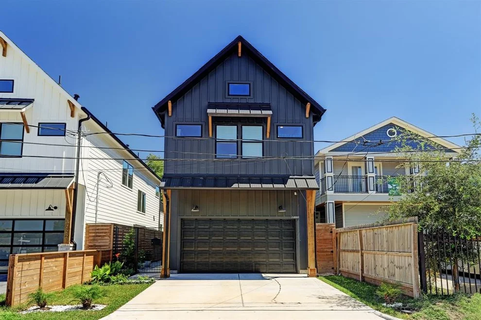 Unit for sale at 3220 Omega Street, Houston, TX 77022