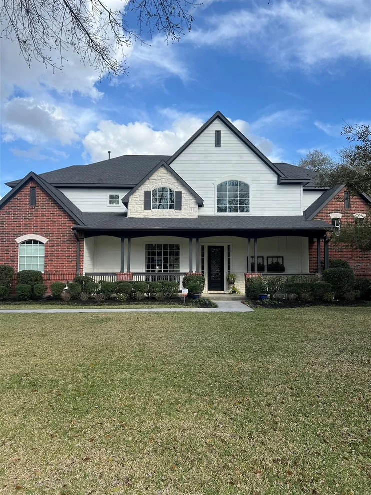 Unit for sale at 21710 W Yaupon Circle, Tomball, TX 77377