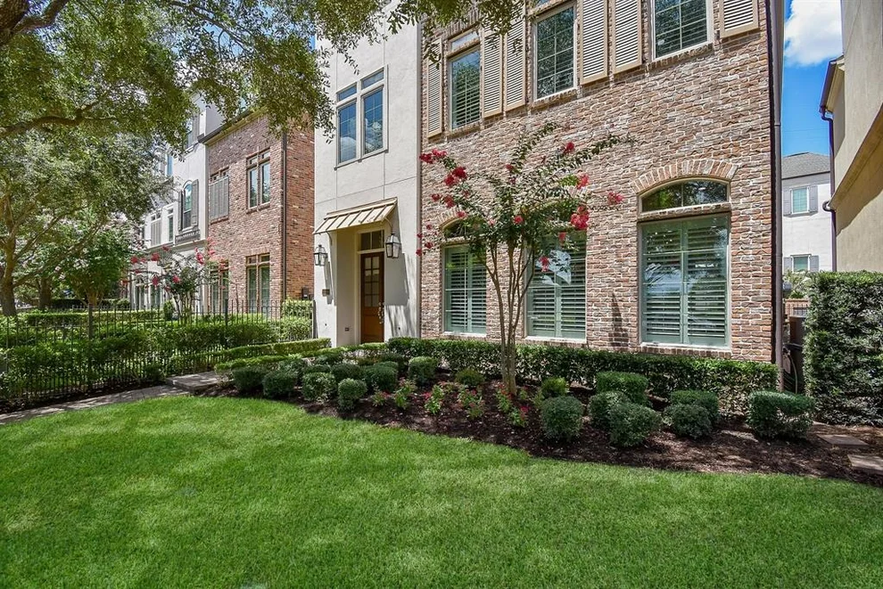 Unit for sale at 1114 Lake Pointe Parkway, Sugar Land, TX 77478