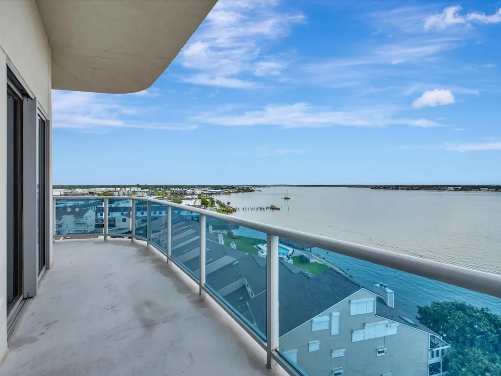 Unit for sale at 4821 Nasa Parkway, Seabrook, TX 77586